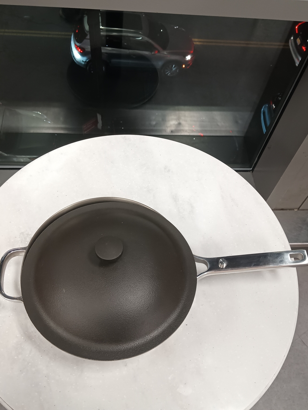 Always Titanium Pan with Black lid - Picture 2 of 6